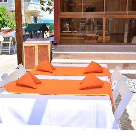 Hotel Cunda Flamingo *