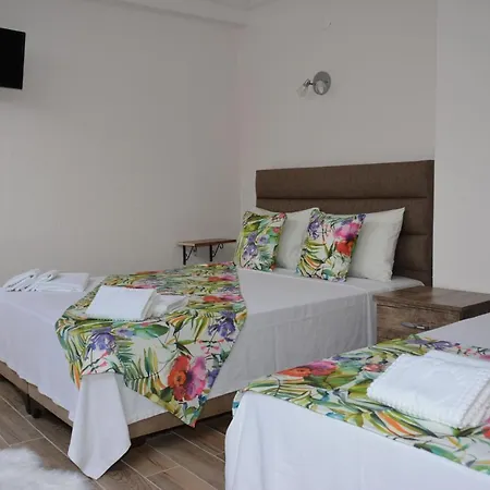 Hotel Cunda Flamingo *