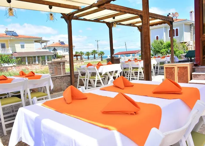 Hotel Cunda Flamingo *