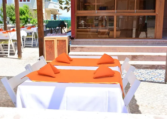 Hotel Cunda Flamingo *