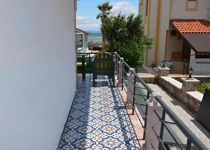 Hotel Cunda Flamingo