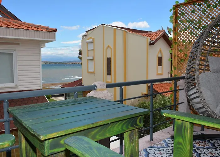 Cunda Flamingo * Balıkesir